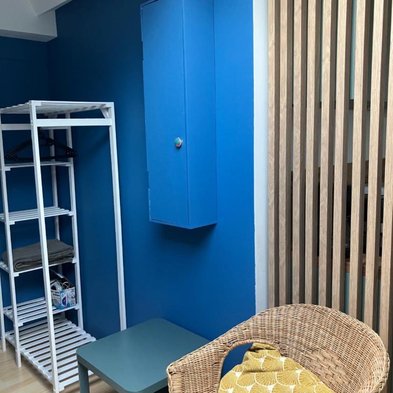 Studio centre-ville climatisé avec parking gratuit - Appartement - 11
