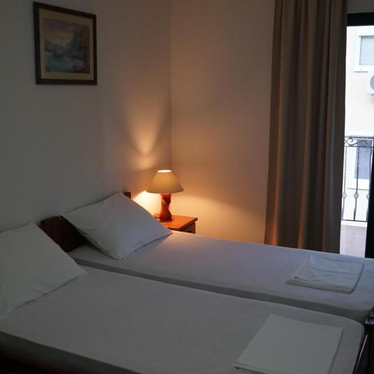 Lero Apartments - Studio with Terrace - 14