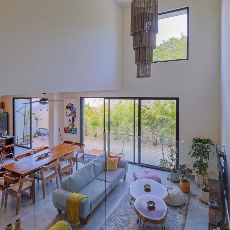 Family Home with Patio, Shared Pool & Cenote - Apartment - 9