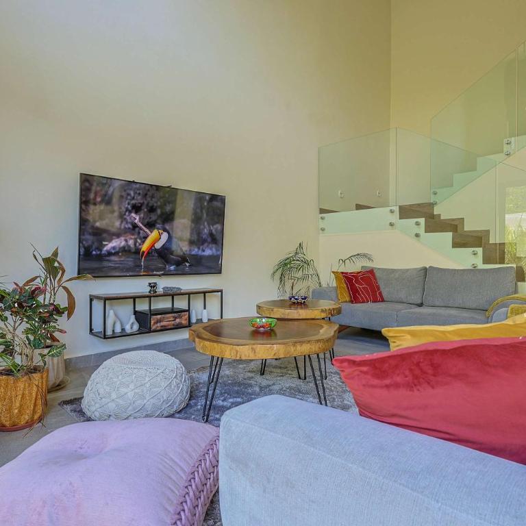 Family Home with Patio, Shared Pool & Cenote - Apartment - 11