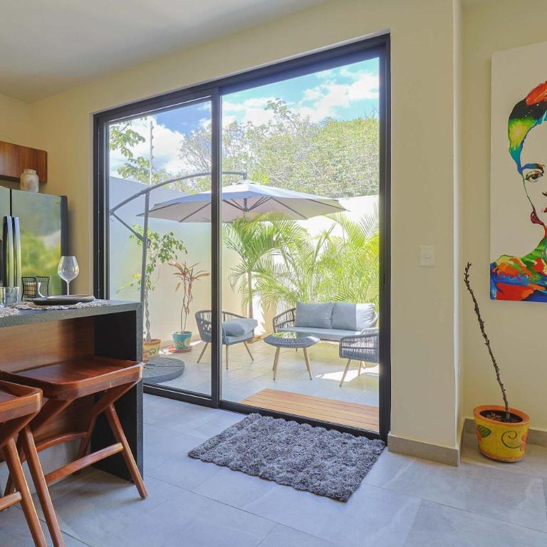 Family Home with Patio, Shared Pool & Cenote - Apartment - 23