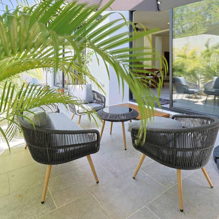 Family Home with Patio, Shared Pool & Cenote - Apartment - 24