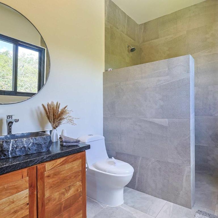 Family Home with Patio, Shared Pool & Cenote - Apartment - 46