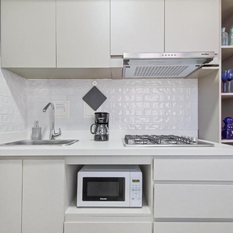 Hermoso apartamento en manga piso 3 - Two-Bedroom Apartment - 5