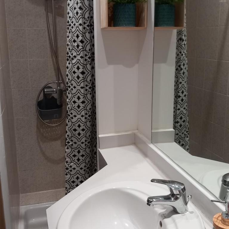 Studio Robine les halles avec clim - Appartement 1 Chambre - 7