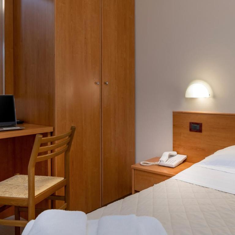 Hotel Pierre "NUOVA GESTIONE" - Standard Double Room - 3