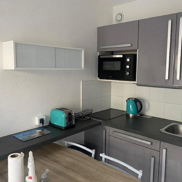 PORT ATHENA 76 CLIMATISATION WIFI et parking collectif - One-Bedroom Apartment - 2