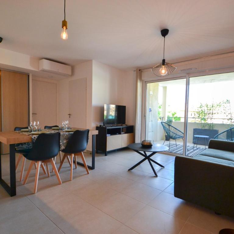 Appartement Uzès, piscine, climatisation, parking privé - Appartement 1 Chambre - 4