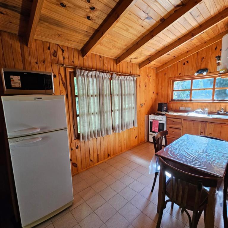 Experiencia Patagónica en Colonia Suiza con costa de Lago - Casa de 2 dormitorios - 16