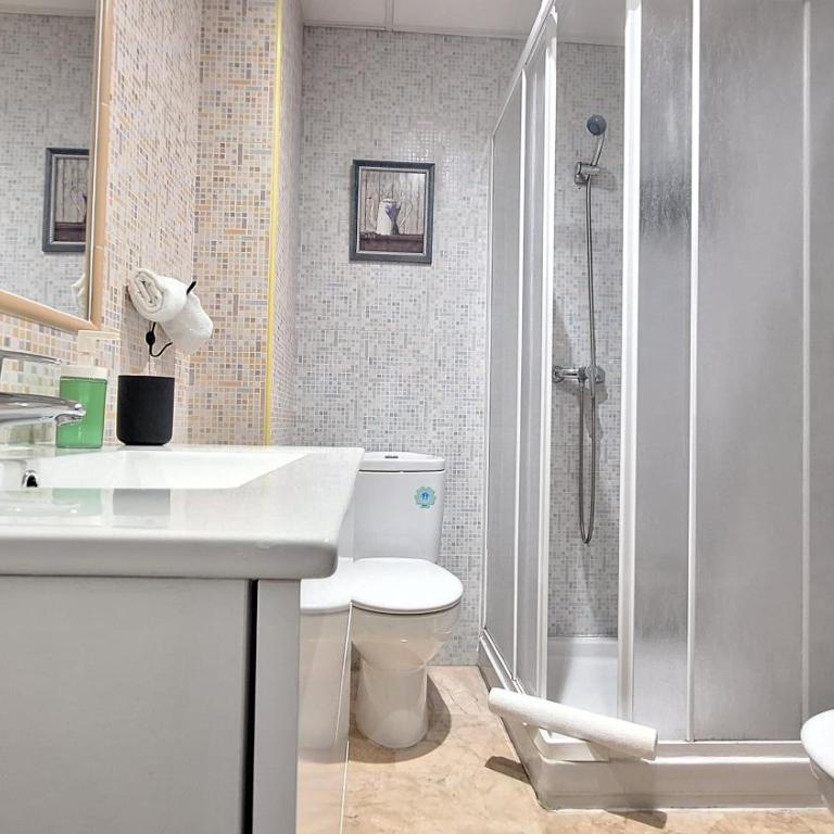 Loft céntrico en Ronda cercano al Tajo y Plaza de Toros con Wifi y Parking Opcional - Apartamento de 2 dormitorios - 16