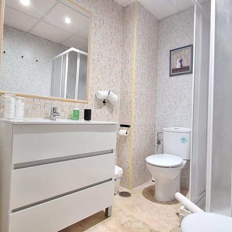 Loft céntrico en Ronda cercano al Tajo y Plaza de Toros con Wifi y Parking Opcional - Apartamento de 2 dormitorios - 22