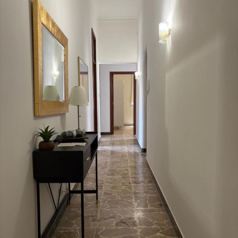 Euplio's Charme Home - Three-Bedroom Apartment - 5