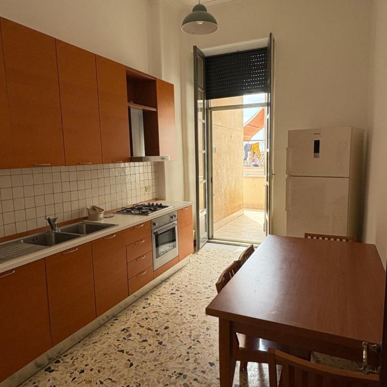 Euplio's Charme Home - Three-Bedroom Apartment - 9