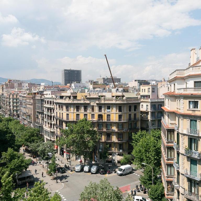 Rambla Catalunya Sky - Three-Bedroom Apartment with View - 21