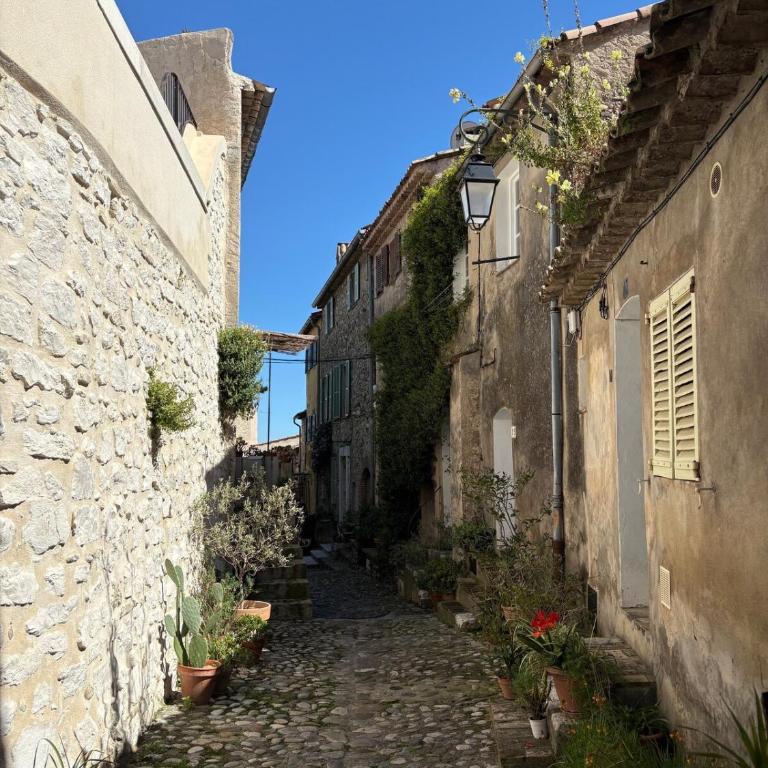 Maison de village avec vue magnifique - Casa con 2 Camere da Letto - 24