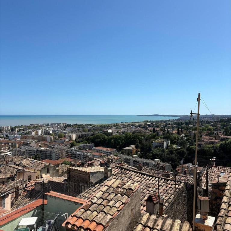 Maison de village avec vue magnifique - Casa con 2 Camere da Letto - 35