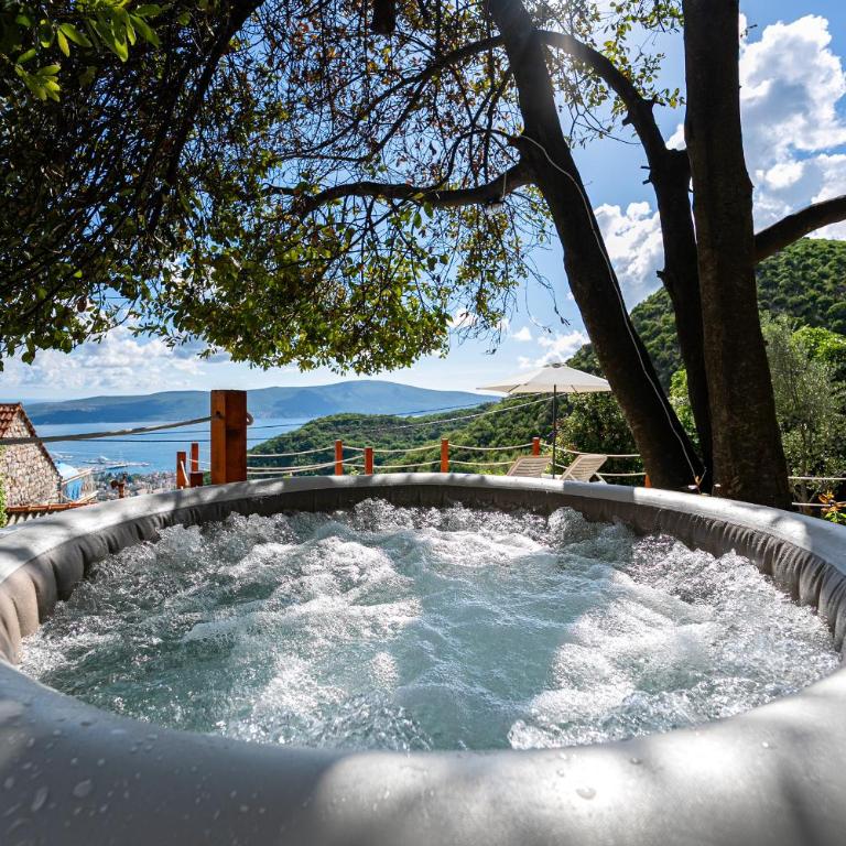 Authentic Mediterranean House with Postcard Sea View - One-Bedroom House - 1