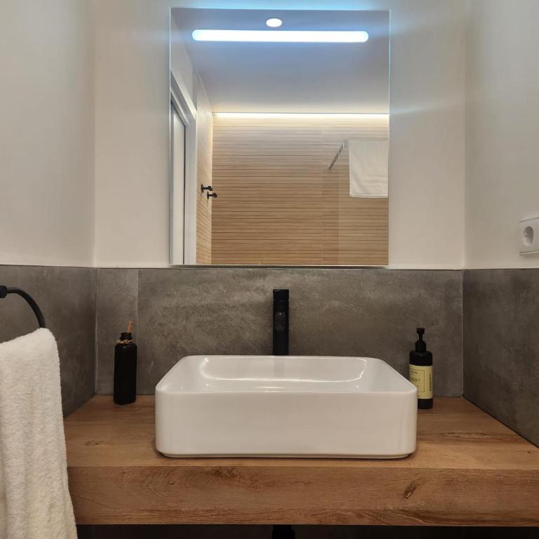 Playa B - PRIMERA LINEA DE PLAYA - WIFI GRATIS - Apartamento de 2 dormitorios - 9