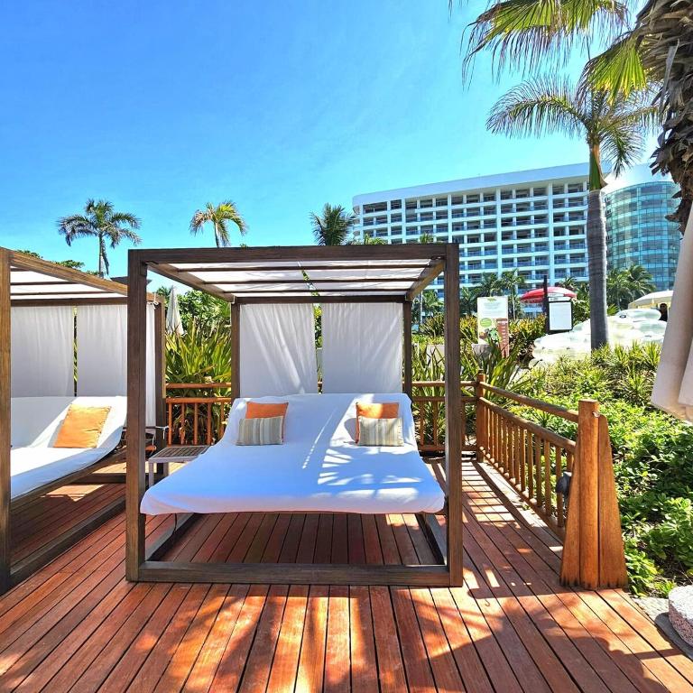 Apartment with an Incredible Terrace in Acapulco Diamante - Three-Bedroom Apartment - 73