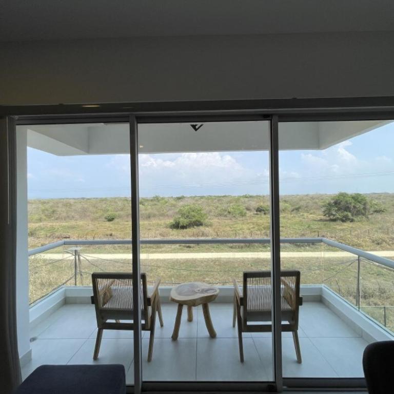 Castelo - Serena Del Mar - Two-Bedroom Deluxe Apartment with Balcony - 11