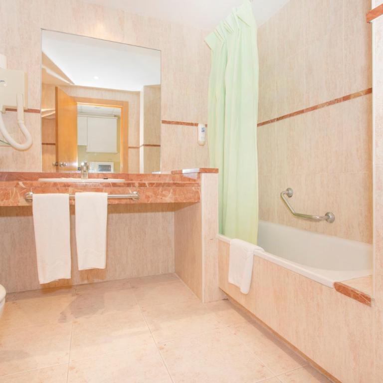 Hotel Tres Anclas - Estudio Familiar - 2