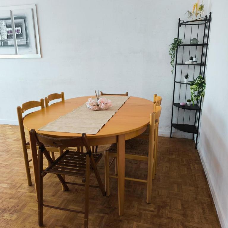 Grand appartement lumineux et central - Appartamento con 3 Camere da Letto - Piano Alto - 20