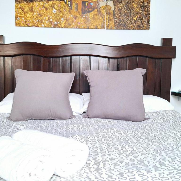 Loft céntrico en Ronda cercano al Tajo y Plaza de Toros con Wifi y Parking Opcional - Apartamento de 2 dormitorios - 4