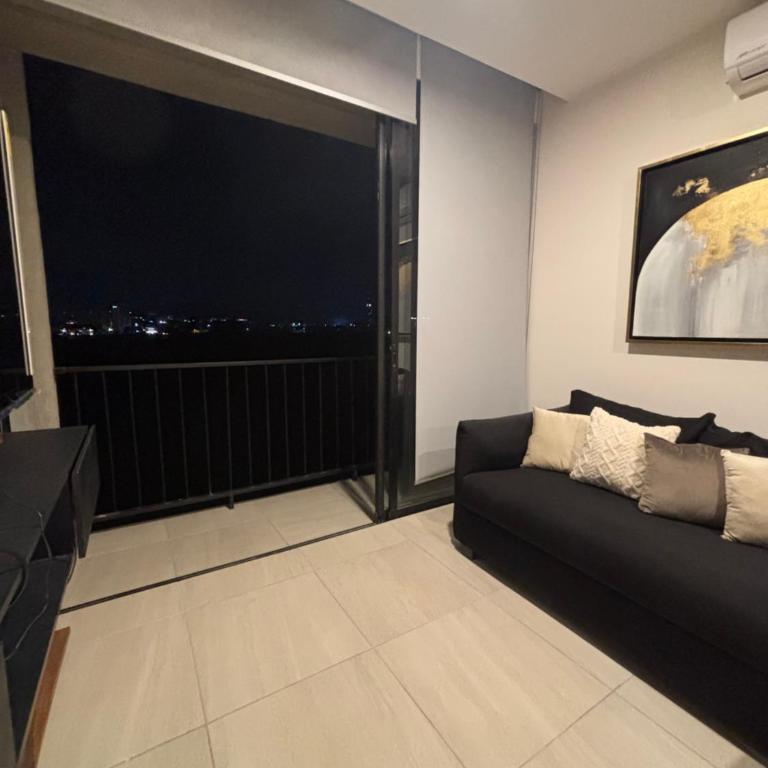 Departamento residencial con alberca y gym - Two-Bedroom Apartment - 26