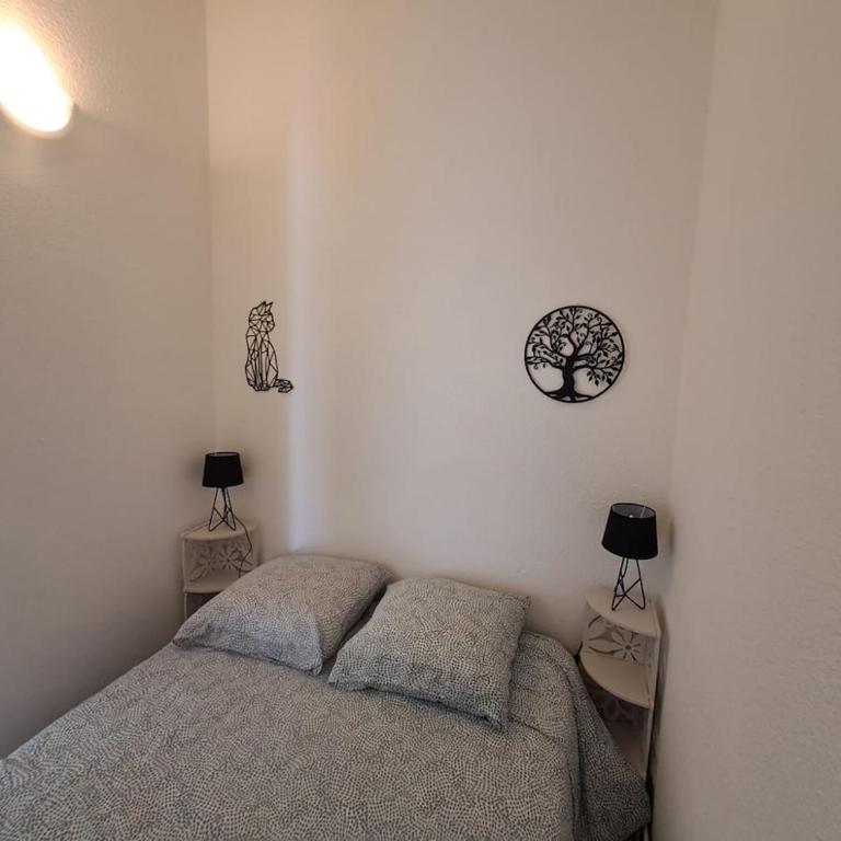 Maison fleurs des sables - Two-Bedroom Apartment - 3