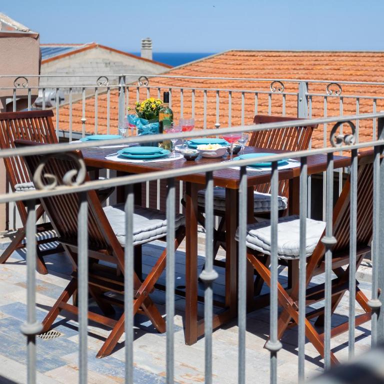 Domus de Iris Tra Mare e Storia - Appartamento con 2 Camere da Letto - 56