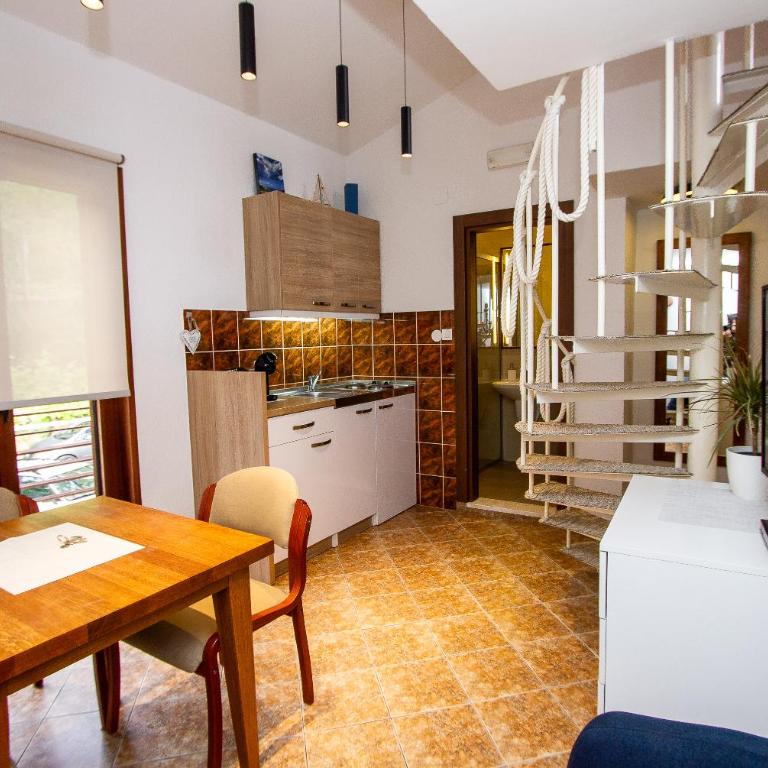 Guest House Jedro - Duplex Apartment - 13