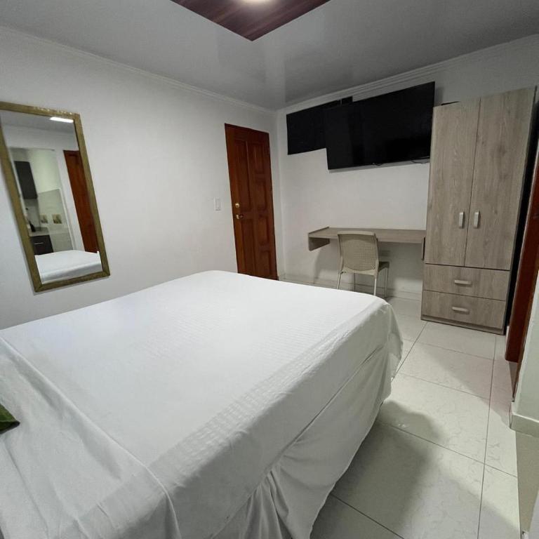 Villa Santos Apartaestudios - Apartamento Estándar - 5