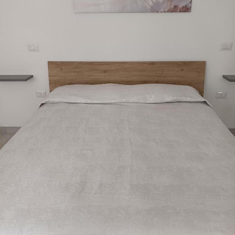 casa via Campania - Appartamento con 2 Camere da Letto e Balcone - 23