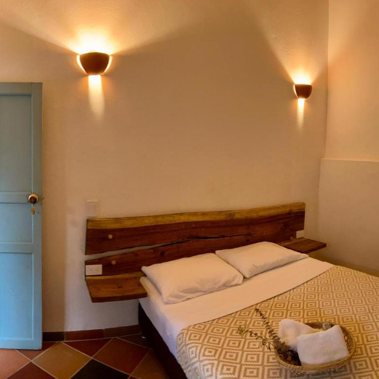 Casa Hostel MamaChinca - Double Room with Private Bathroom - 4