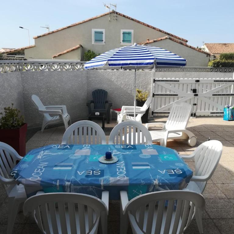 Maison de vacances climatisée 600m de la mer Cour privative et parking - Maison 3 Chambres - 7