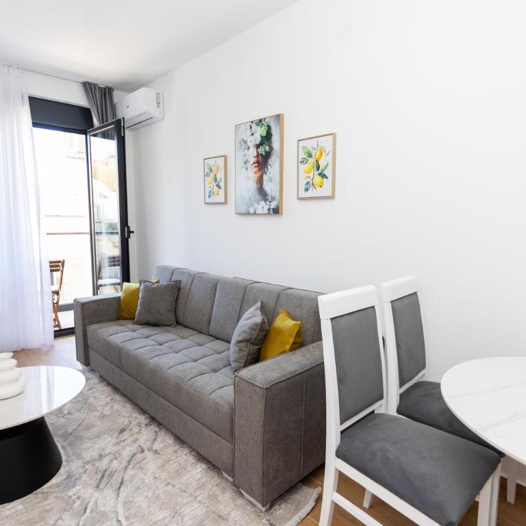 Apartments Ivo Herceg Novi - One-Bedroom Apartment with Balcony and Sea View - 23