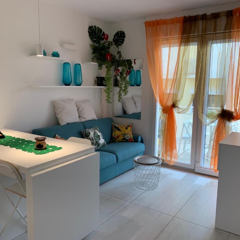 Suite bianca fronte mare - Appartamento con 1 Camera da Letto - 48