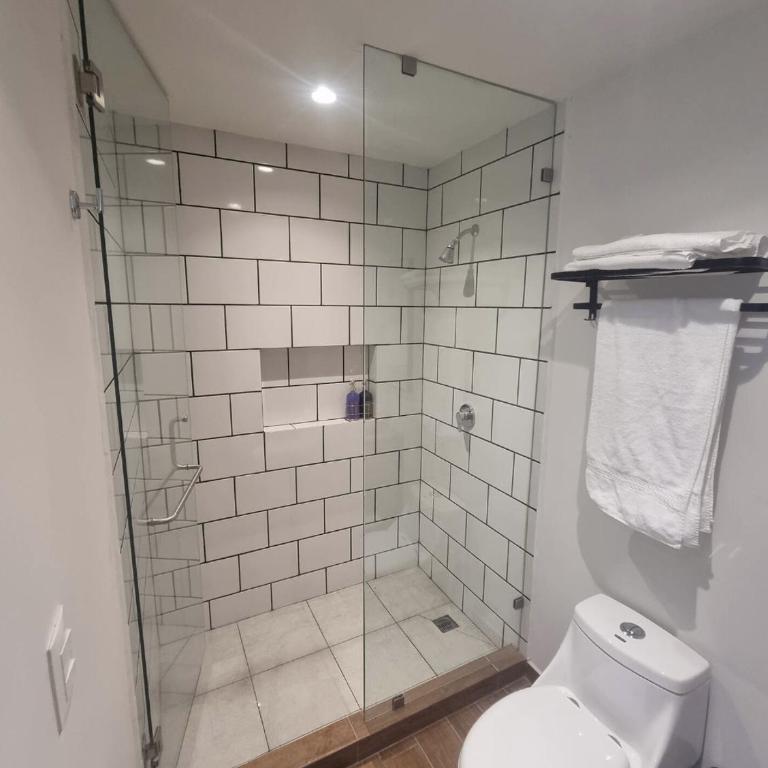 Departamentos exclusivos, equipados y amueblados en Torre Barrio Vergel - One-Bedroom Apartment - 10