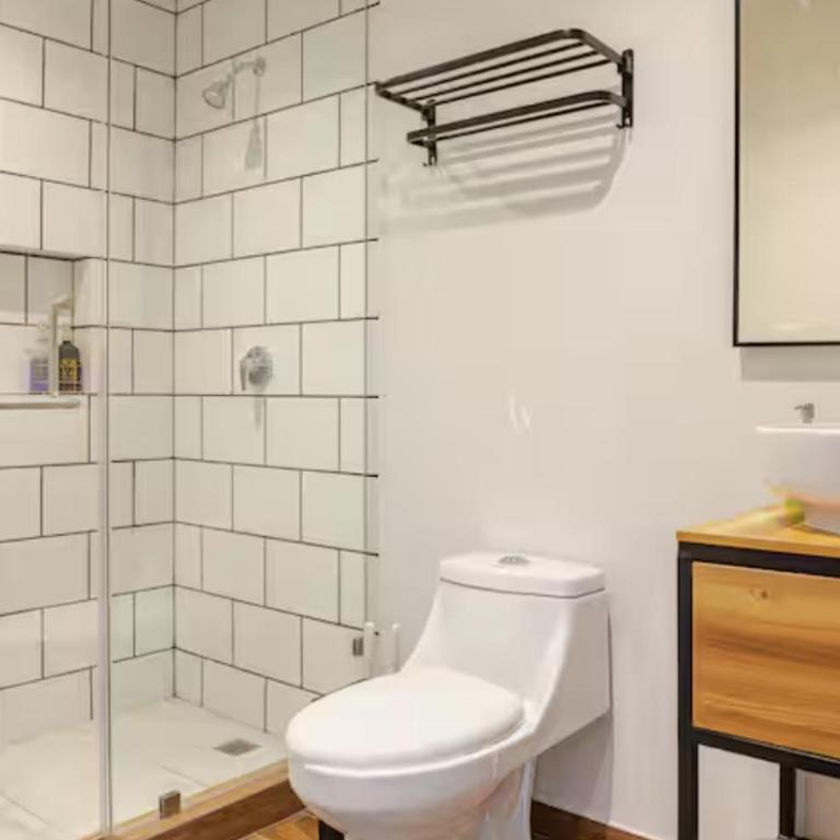 Departamentos exclusivos, equipados y amueblados en Torre Barrio Vergel - One-Bedroom Apartment - 12