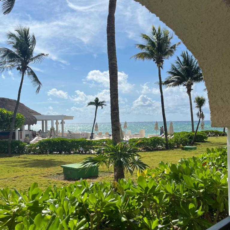 Beachfront 1 bedroom ocean view - Two-Bedroom Apartment - 8