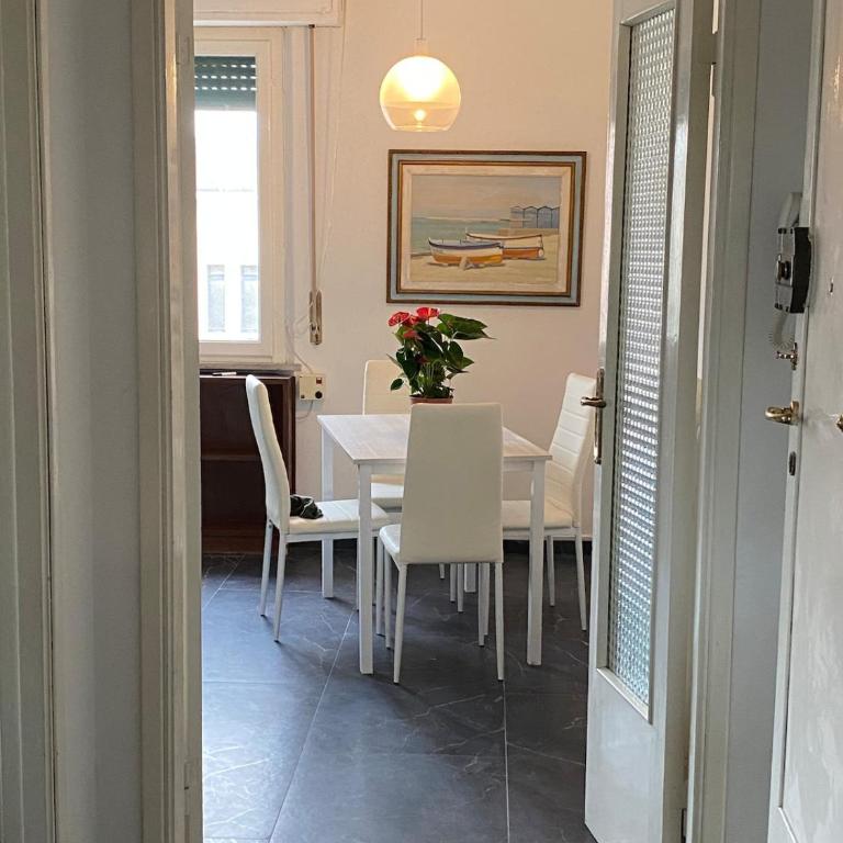 Lorenzo s House Nearby Leaning Tower Free Parking - Appartamento con 3 Camere da Letto e con Balcone - 41