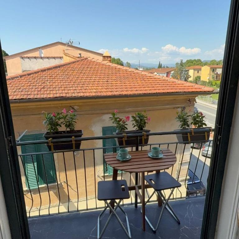 Lorenzo s House Nearby Leaning Tower Free Parking - Appartamento con 3 Camere da Letto e con Balcone - 47