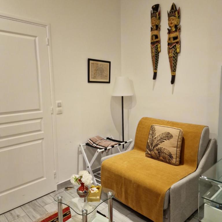 Studio de charme Paris Champs Elysees - Two-Bedroom Apartment - 16