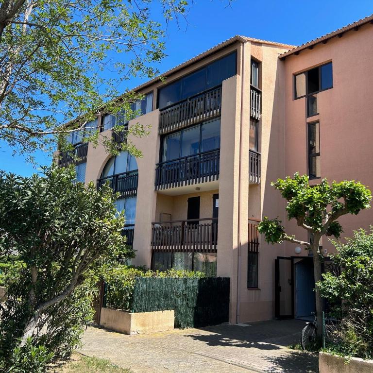T2 Mezzanine Saint-Cyprien: Proche Plage, Parking Sécurisé, Équipé, Animaux Acceptés - FR-1-793-6 - Apartment - 22