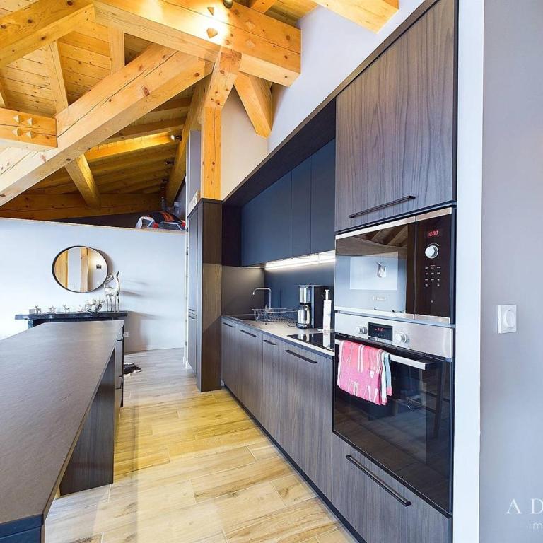 Appartement de luxe 8 pers. avec cheminée, parking, proche pistes et commerces - FR-1-398-683 - Apartment - 8