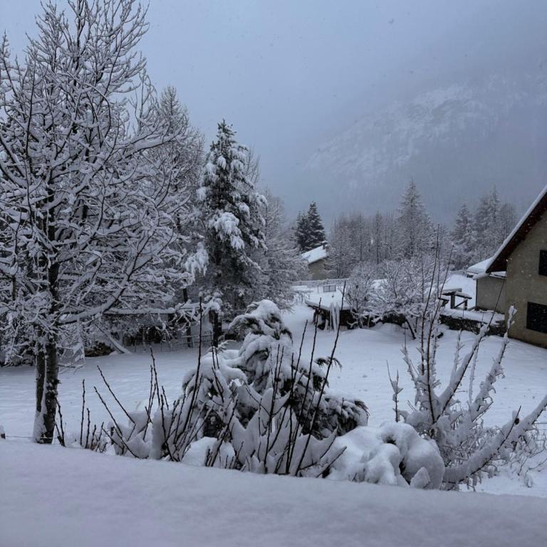 Le Serre Barbin - Chalet ensoleillé, tout confort - Chalet - 33