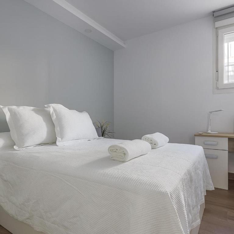 Playa Caleta - Apartamento de 3 dormitorios - 14