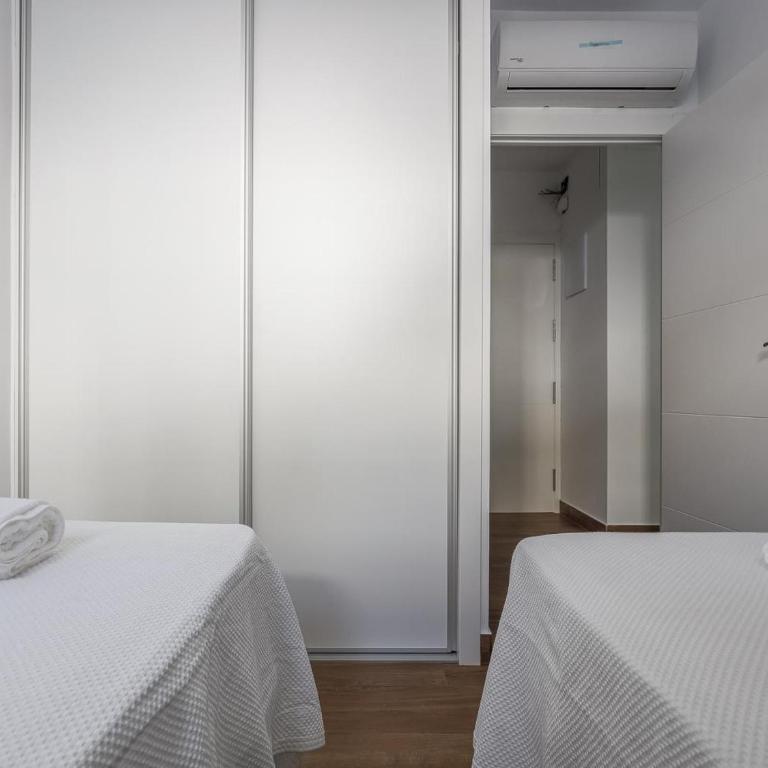 Playa Caleta - Apartamento de 3 dormitorios - 24
