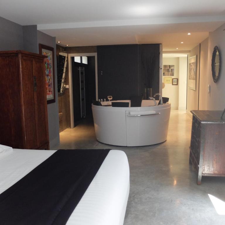 Be Loft B&B Pool & Spa - Chambre Deluxe avec Jacuzzi - 15