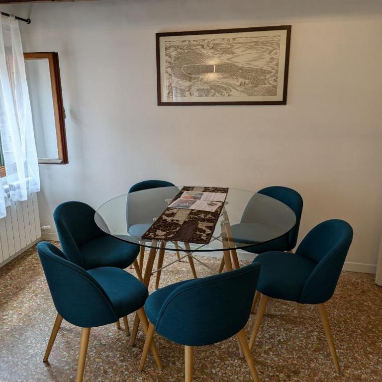 Attico Sospiri - Two-Bedroom Apartment - 36
